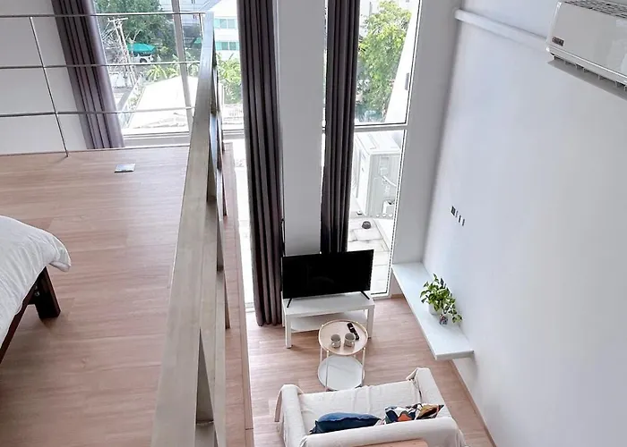 Komfort Duplex Serenity Bts Ratchayothin Apartment Bangkok